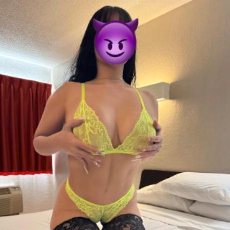  is Female Escorts. | New Haven | Connecticut | United States | AmorousHug