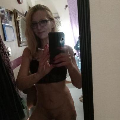  is Female Escorts. | Erie | Pennsylvania | United States | AmorousHug