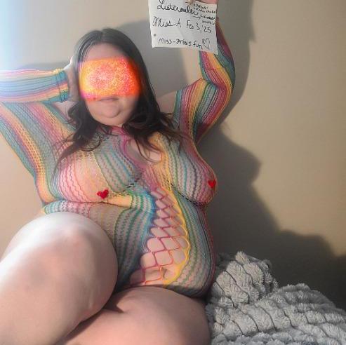  is Female Escorts. | Ottawa | Ontario | Canada | AmorousHug