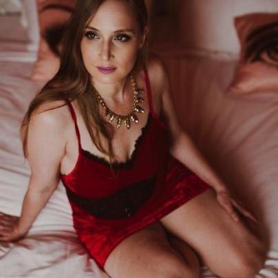  is Female Escorts. | St. Louis | Missouri | United States | AmorousHug