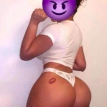  is Female Escorts. | Los Angeles | California | United States | AmorousHug