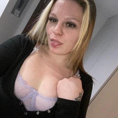  is Female Escorts. | Calgary | Alberta | Canada | AmorousHug