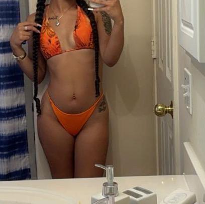  is Female Escorts. | Cape Cod | Massachusetts | United States | AmorousHug