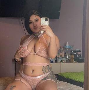  is Female Escorts. | Holland | Michigan | United States | AmorousHug
