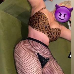  is Female Escorts. | Prescott | Arizona | United States | AmorousHug