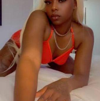  is Female Escorts. | Rockies | Colorado | United States | AmorousHug