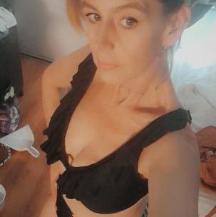  is Female Escorts. | Phoenix | Arizona | United States | AmorousHug