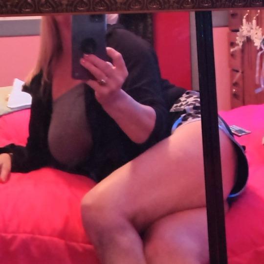 is Female Escorts. | Elko | Nevada | United States | AmorousHug