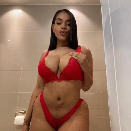  is Female Escorts. | San Fernando Valley | California | United States | AmorousHug