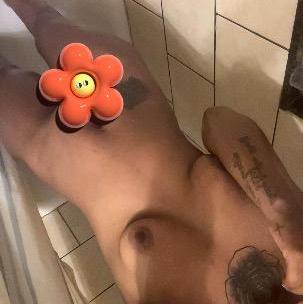  is Female Escorts. | Milwaukee | Wisconsin | United States | AmorousHug