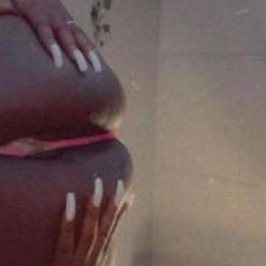  is Female Escorts. | York | Pennsylvania | United States | AmorousHug