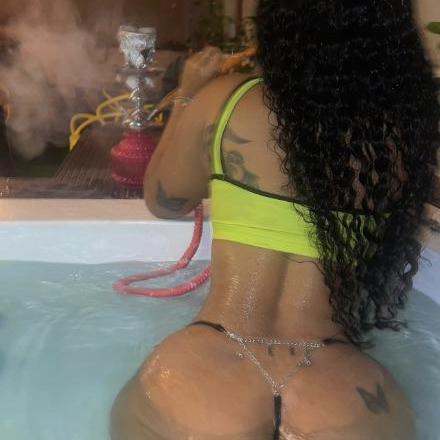  is Female Escorts. | Bridgeport | Connecticut | United States | AmorousHug