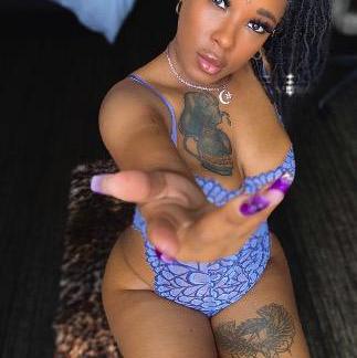  is Female Escorts. | Chicago | Illinois | United States | AmorousHug