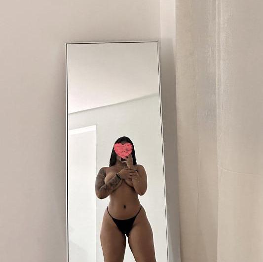  is Female Escorts. | High Point | North Carolina | United States | AmorousHug