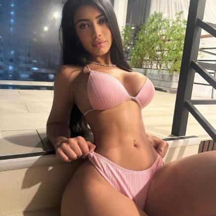  is Female Escorts. | Maui | Hawaii | United States | AmorousHug
