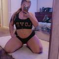  is Female Escorts. | San Fernando Valley | California | United States | AmorousHug