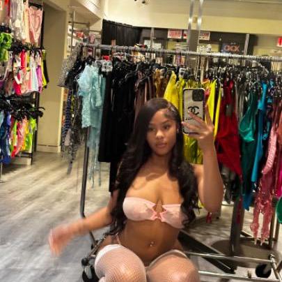  is Female Escorts. | San Diego | California | United States | AmorousHug
