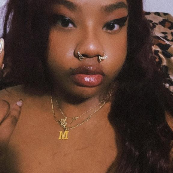  is Female Escorts. | Tacoma | Washington | United States | AmorousHug
