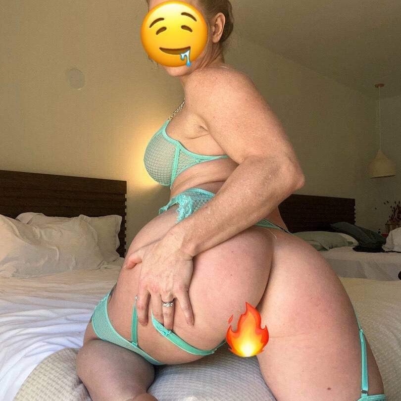  is Female Escorts. | Monterey | California | United States | AmorousHug