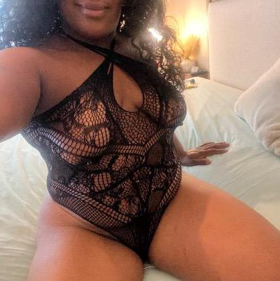  is Female Escorts. | San Fernando Valley | California | United States | AmorousHug