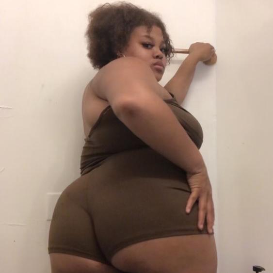  is Female Escorts. | Muncie | Indiana | United States | AmorousHug
