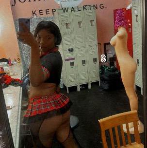  is Female Escorts. | Dothan | Alabama | United States | AmorousHug