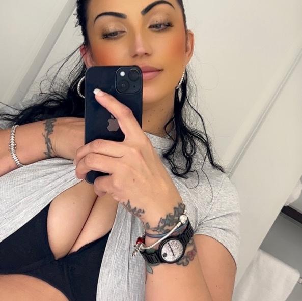  is Female Escorts. | Fort Myers | Florida | United States | AmorousHug