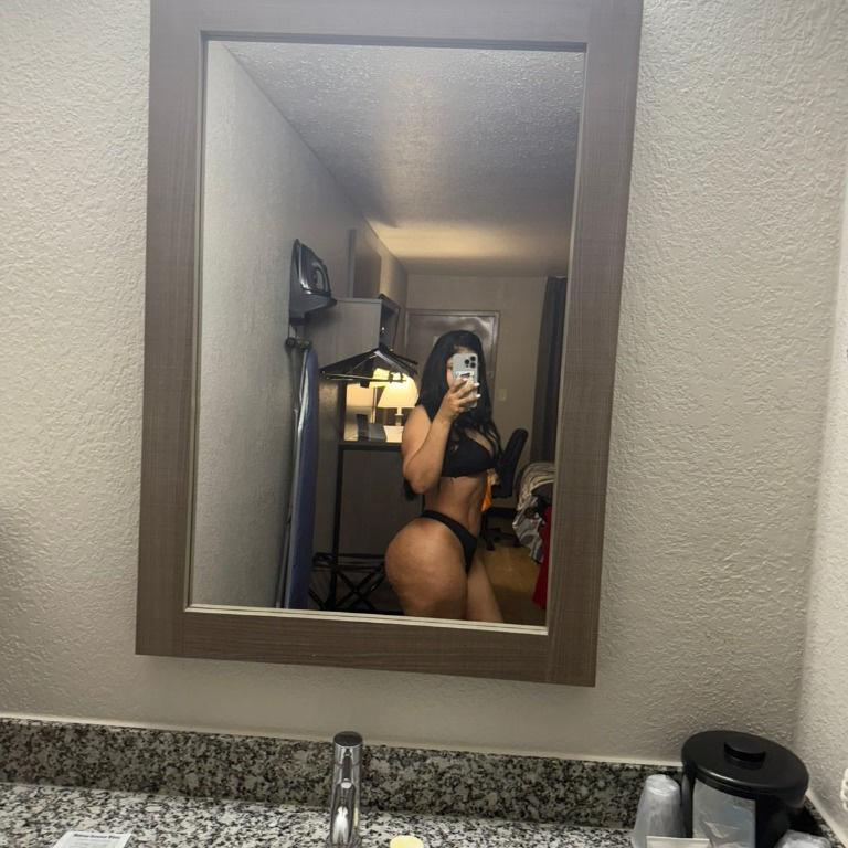  is Female Escorts. | Clarksville | Tennessee | United States | AmorousHug