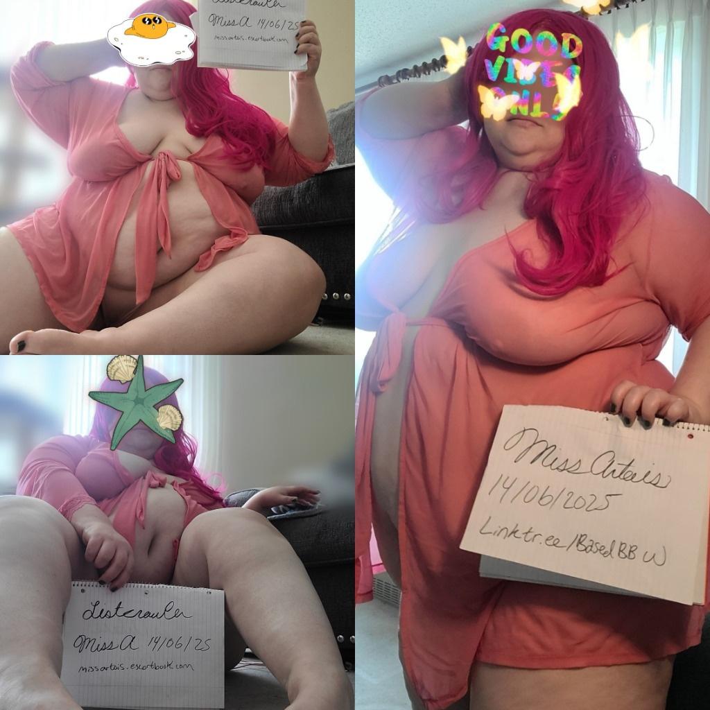  is Female Escorts. | Regina | Saskatchewan | Canada | AmorousHug