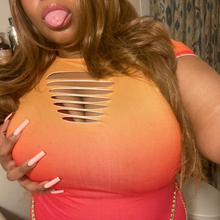  is Female Escorts. | Hamilton | Ontario | Canada | AmorousHug