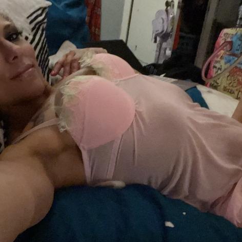  is Female Escorts. | St. Louis | Missouri | United States | AmorousHug