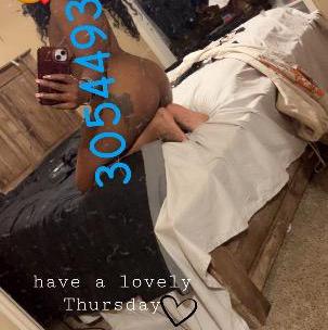  is Female Escorts. | La Crosse | Wisconsin | United States | AmorousHug