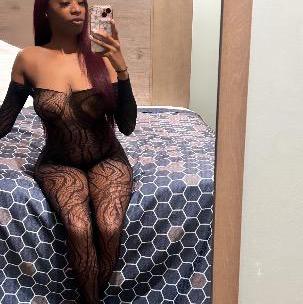  is Female Escorts. | San Fernando Valley | California | United States | AmorousHug