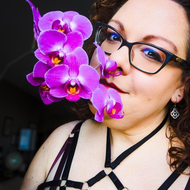  is Female Escorts. | Calgary | Alberta | Canada | AmorousHug