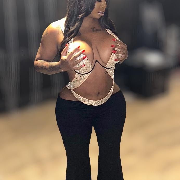  is Female Escorts. | Pittsburgh | Pennsylvania | United States | AmorousHug