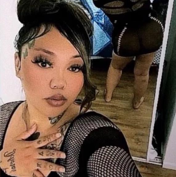  is Female Escorts. | Wichita | Kansas | United States | AmorousHug