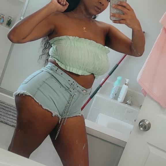  is Female Escorts. | La Salle County | Illinois | United States | AmorousHug