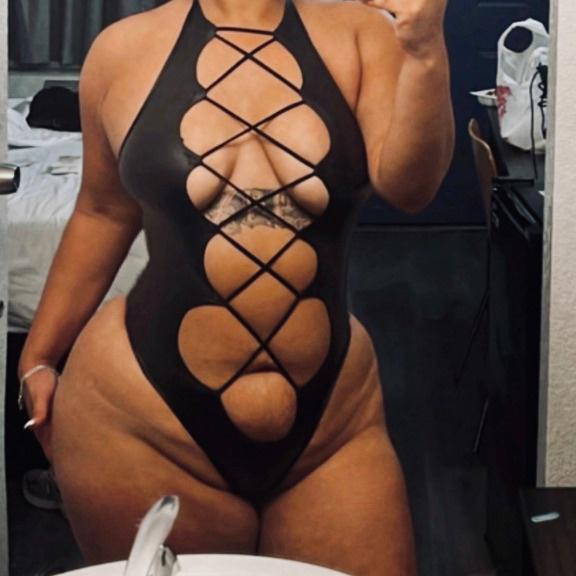  is Female Escorts. | Minot | North Dakota | United States | AmorousHug