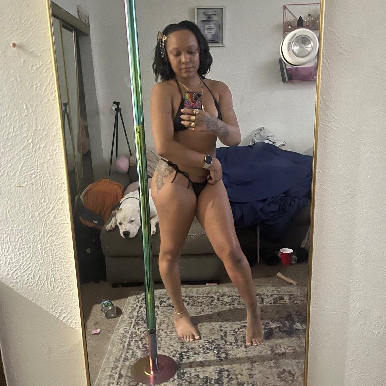  is Female Escorts. | Baton Rouge | Louisiana | United States | AmorousHug