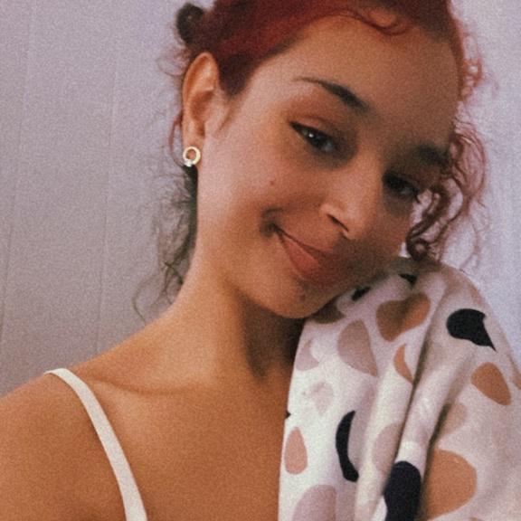  is Female Escorts. | Rapid City | South Dakota | United States | AmorousHug