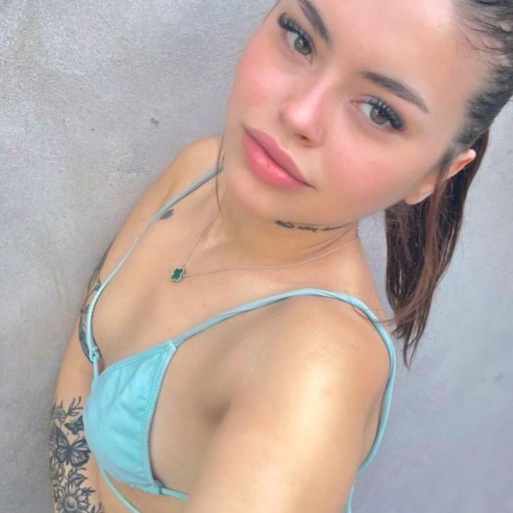  is Female Escorts. | Asheville | North Carolina | United States | AmorousHug