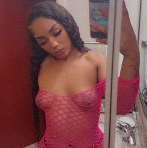  is Female Escorts. | Boston | Massachusetts | United States | AmorousHug