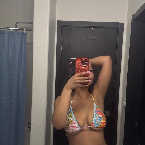  is Female Escorts. | Bismarck | North Dakota | United States | AmorousHug