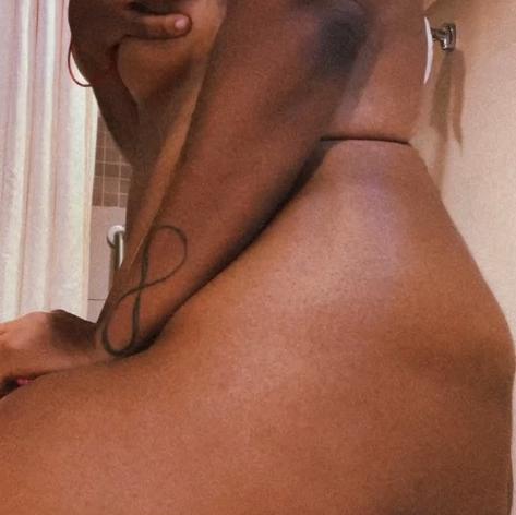  is Female Escorts. | Philadelphia | Pennsylvania | United States | AmorousHug