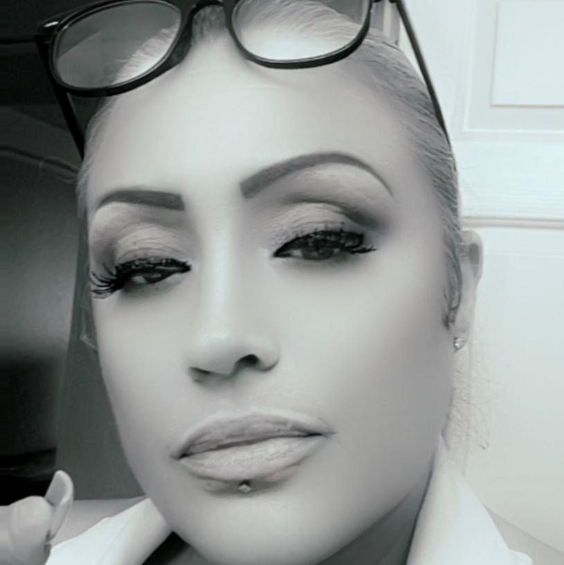  is Female Escorts. | Inland Empire | California | United States | AmorousHug