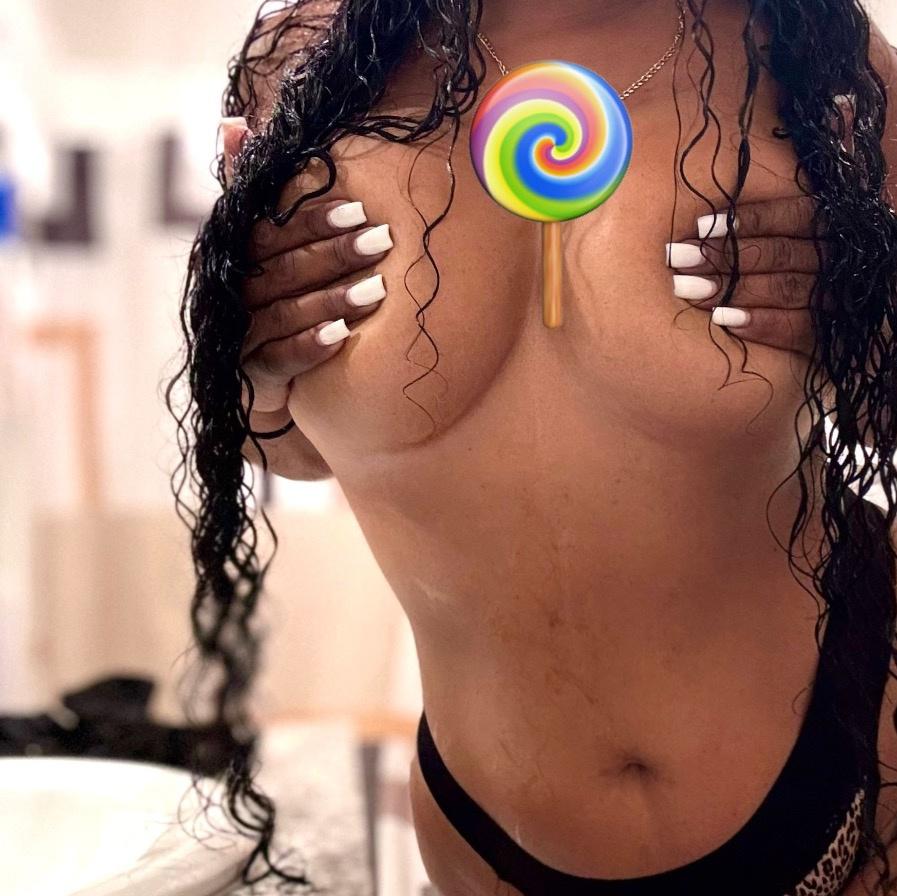  is Female Escorts. | San Antonio | Texas | United States | AmorousHug