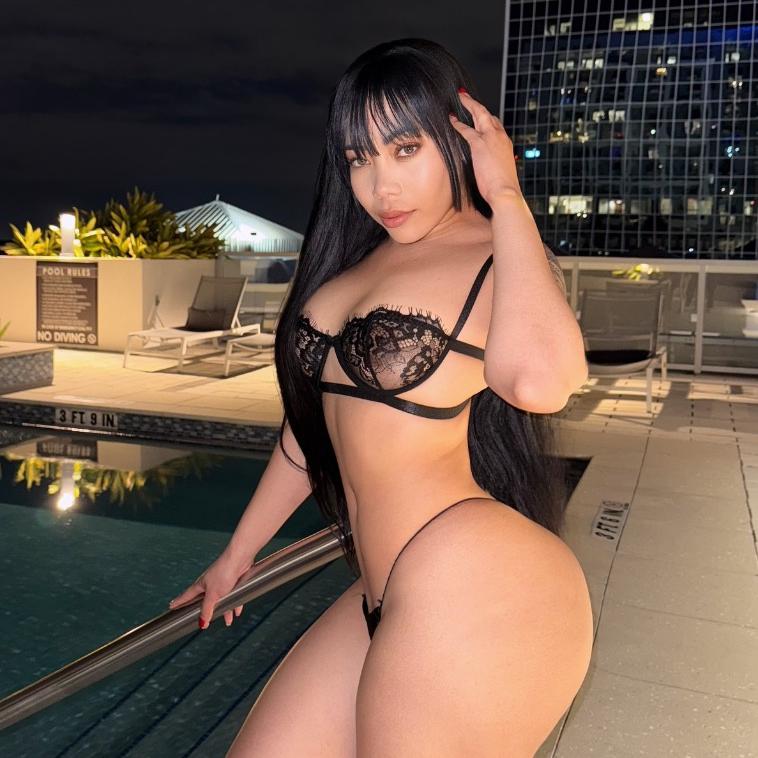  is Female Escorts. | Greenville | South Carolina | United States | AmorousHug