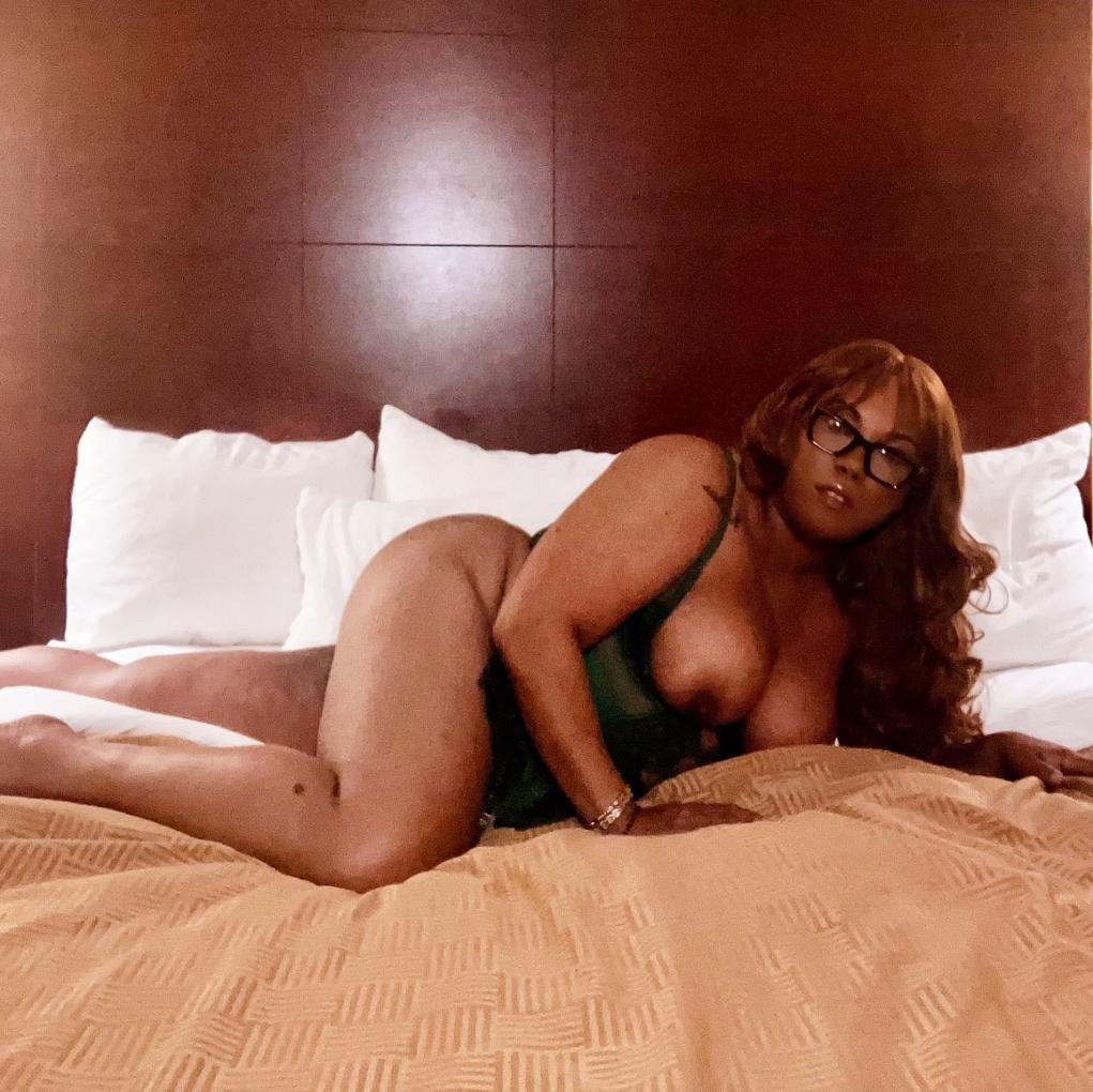  is Female Escorts. | Muncie | Indiana | United States | AmorousHug