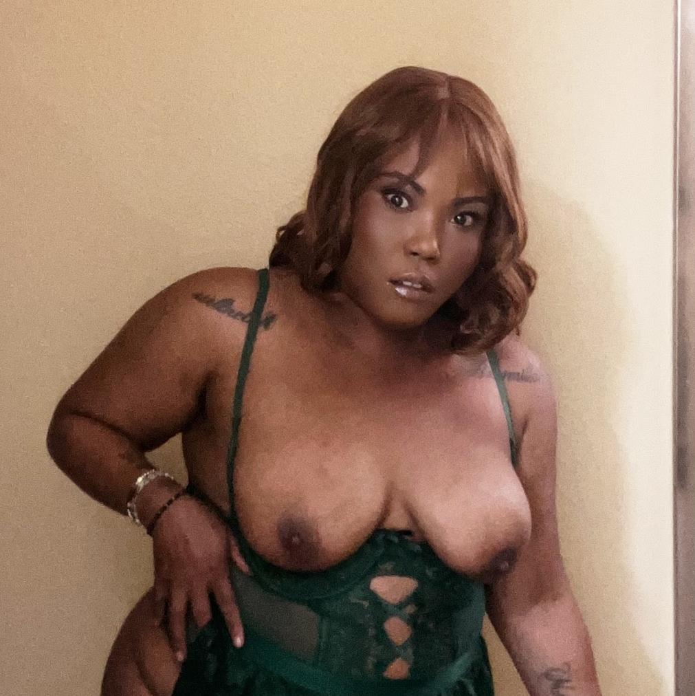  is Female Escorts. | Terre Haute | Indiana | United States | AmorousHug