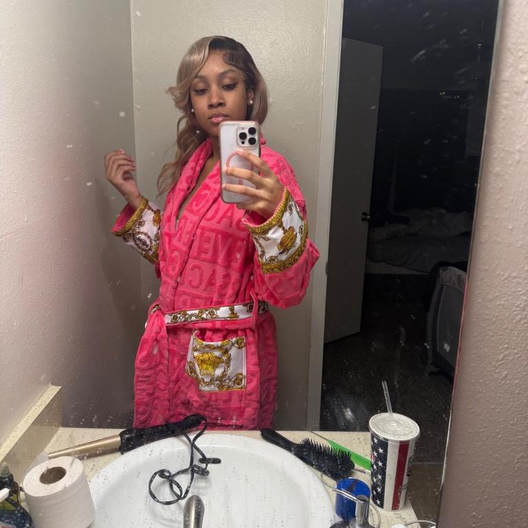  is Female Escorts. | Mansfield | Ohio | United States | AmorousHug